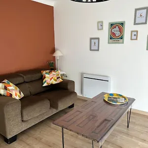 Les Plantades Aveyronnaises Appartement Saint-Georges-de-Luzençon
