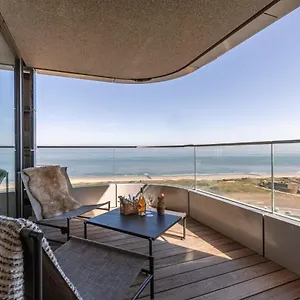 Huswell - Stunning With Breathtaking Views Appartement Ostende